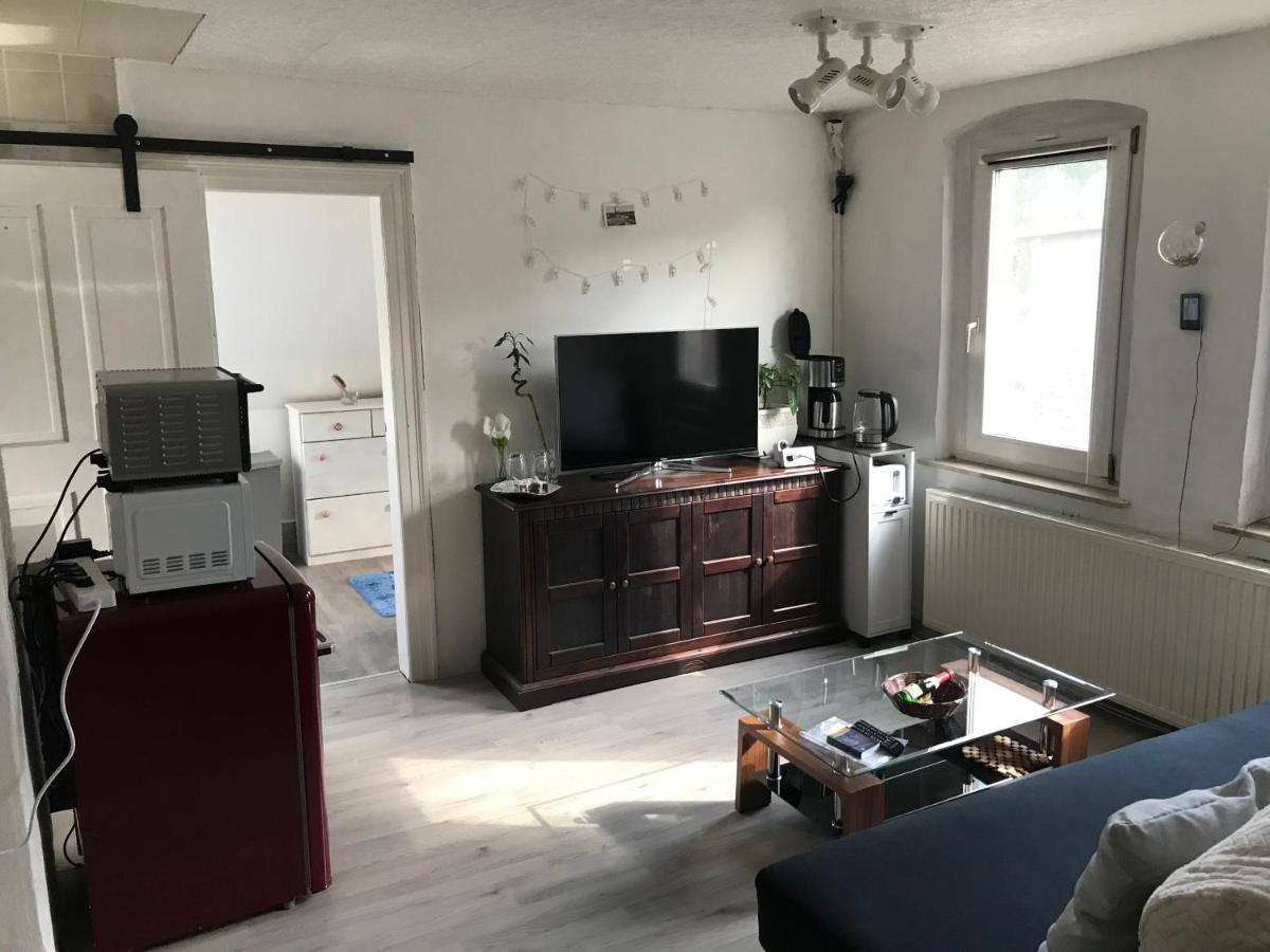 Ferienwohnung Im Einfamilienhaus, Automobil Und Robert Schumann Stadt Zwickau Extérieur photo